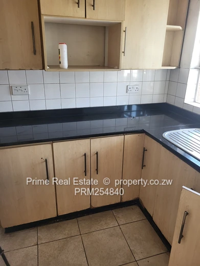 1-Bed Garden Flat in Avenues, Harare CBD — Borehole